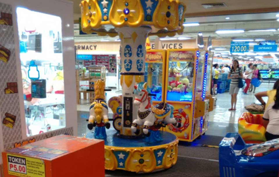 WORLD OF FUN in manila, philippines, August, 2015