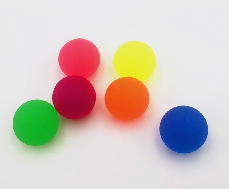 single color bouncy ball