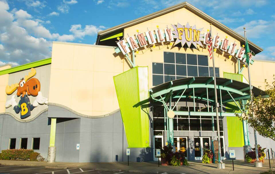 Tukwila Family Fun Center & Bullwinkle's Restaurant