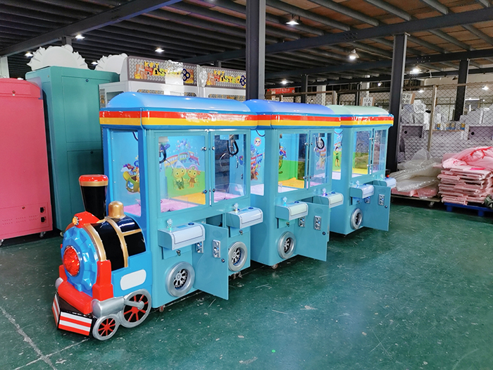 Prize Junction Happy Travel Train Claw Crane Machine