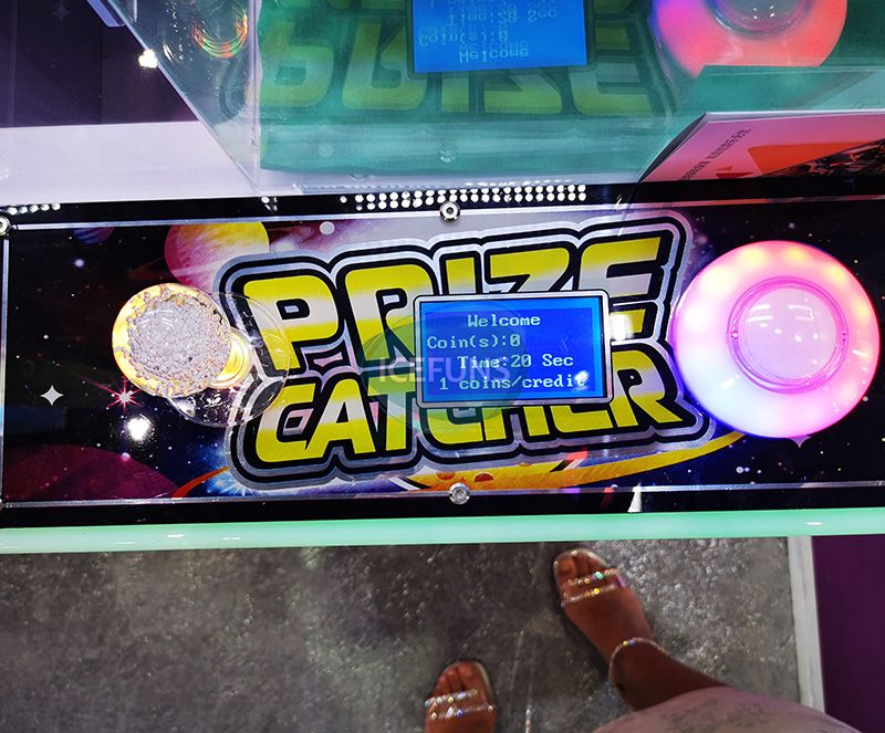 Prize Zone Crane Machine