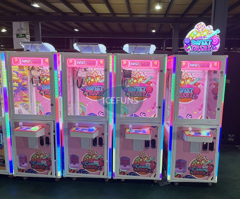 Sweet Treat 24" Candy Claw Machine – Irresistible Fun and Sweet Rewards! Sweet Treat 24" Candy Claw Machine – Irresistible Fun and Sweet Rewards!